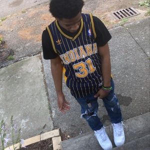 Meet your Posher, Samuel